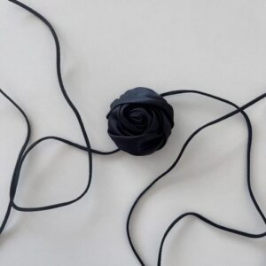 Satin Rose - Sort - By Stær