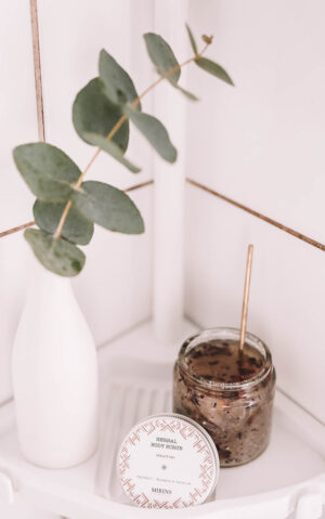 Aromatherapy Body Scrub - Intuition - Mirins Copenhagen