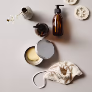 Beholder til sæbe, shampoo- og balsambar